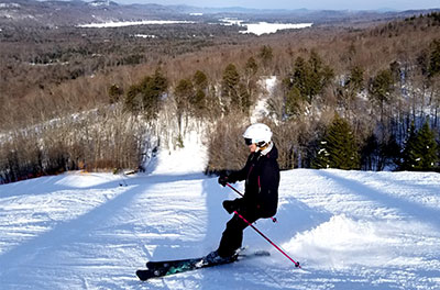 Skiin at Headwall